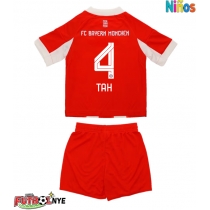 Camiseta Bayern Munich Jonathan Tah #4 Primera Equipación para niños 2025-26 manga corta (+ pantalones cortos)